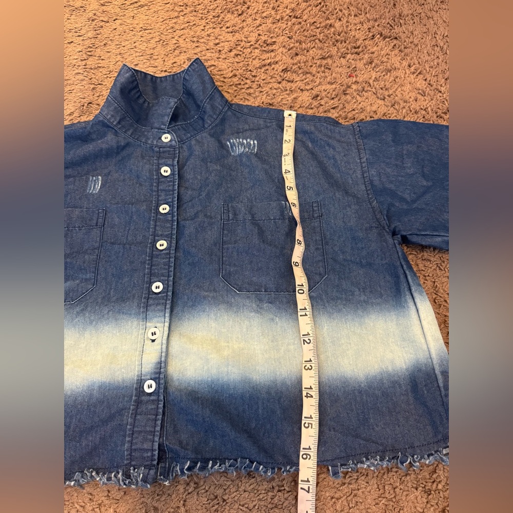 Women's Distressed Denim Jean Jacket - Picture 6 of 7